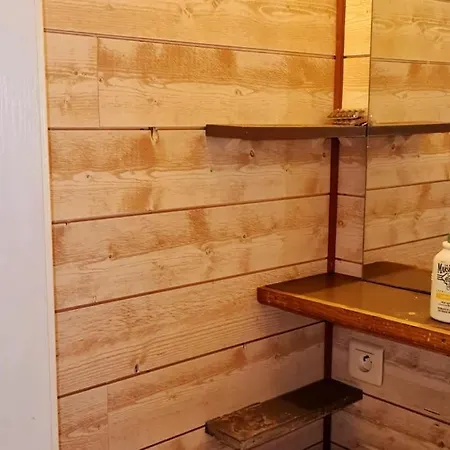 Holiday home Petite Maison Bois Cosy Dans Un Ecrin De Verdure