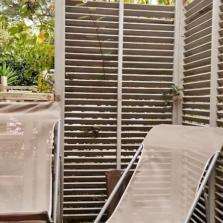 Holiday home Petite Maison Bois Cosy Dans Un Ecrin De Verdure *